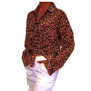 Leopard 🐆 print: Black, dark brown tan, long sleeve button down collared shirt